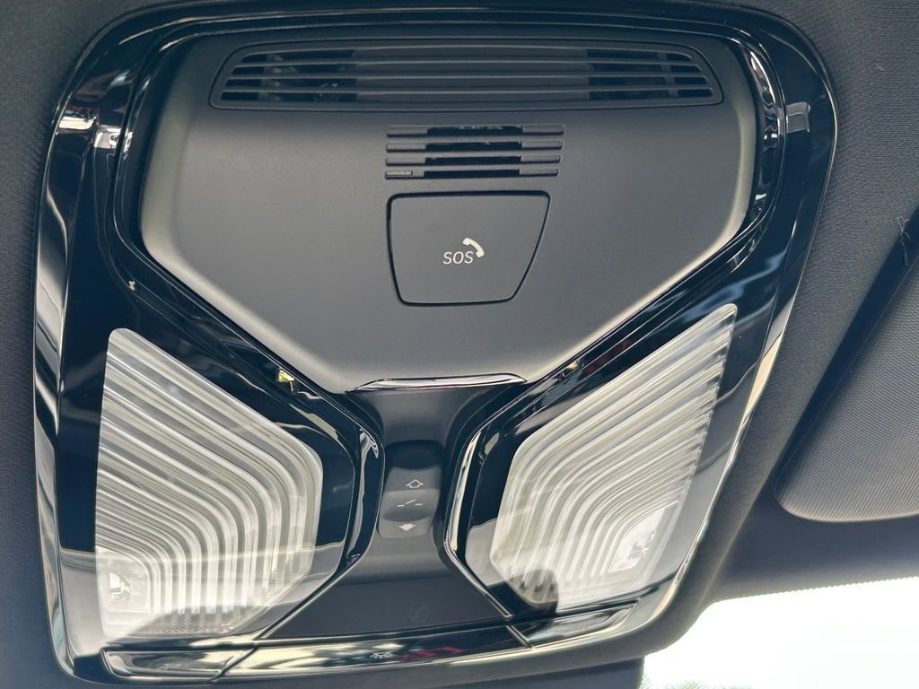 Used 2024 BMW X5 xDrive50e w/ Premium Package image 29