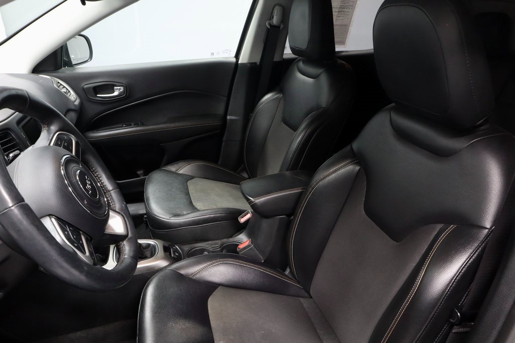 Used 2017 Jeep Compass Latitude w/ Cold Weather Group image 24