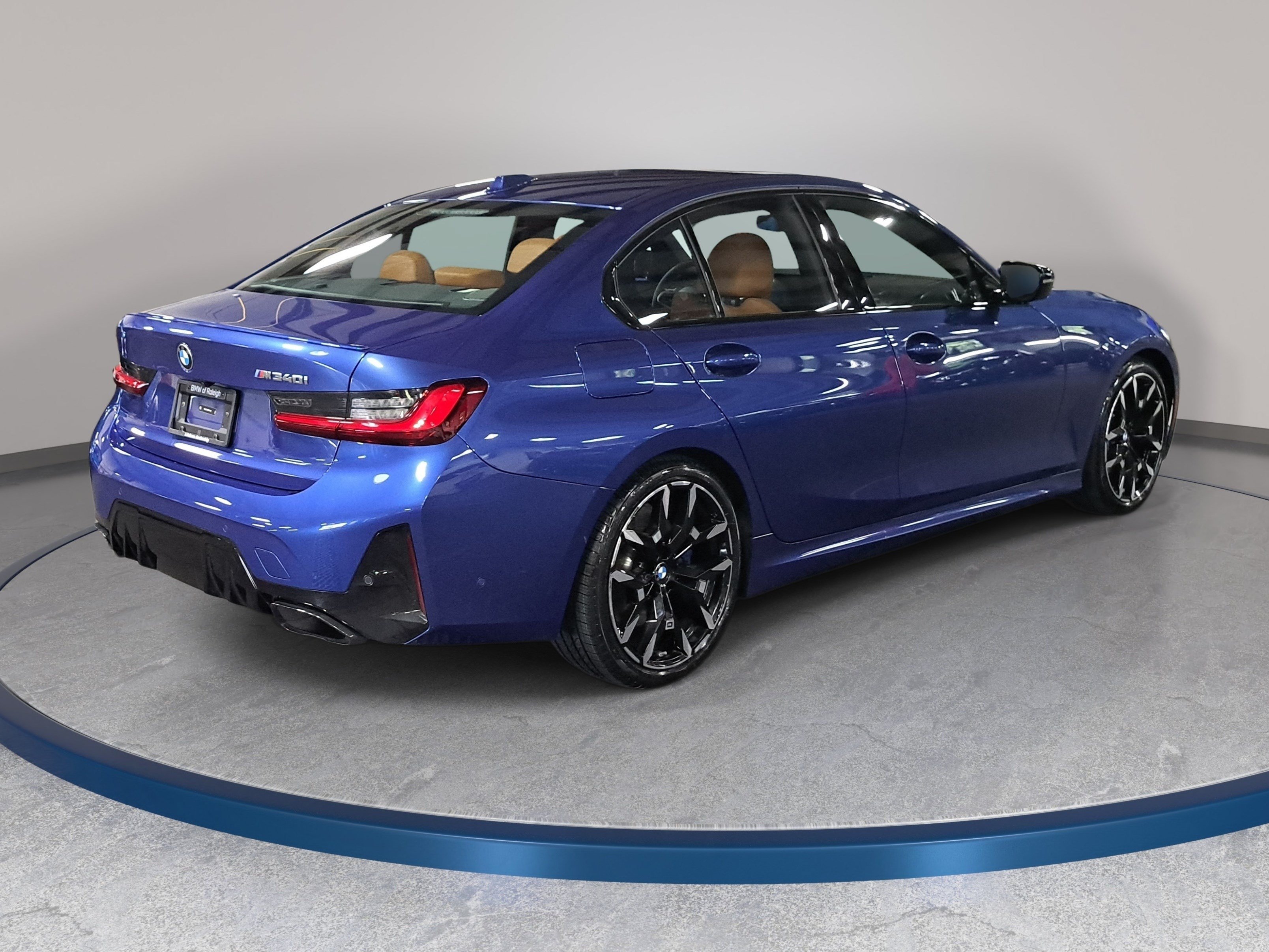Certified 2025 BMW M340i Sedan RWD image 6
