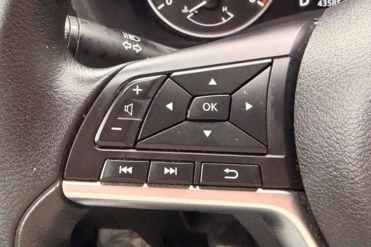 Used 2020 Nissan Sentra S image 20