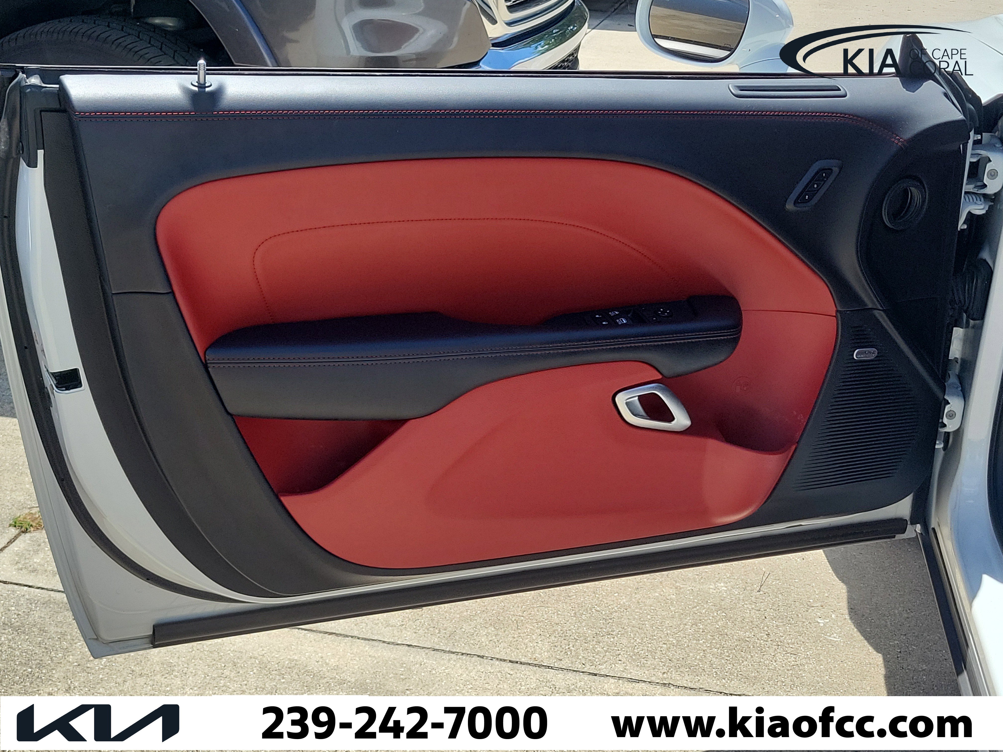 Used 2022 Dodge Challenger R/T Scat Pack image 13