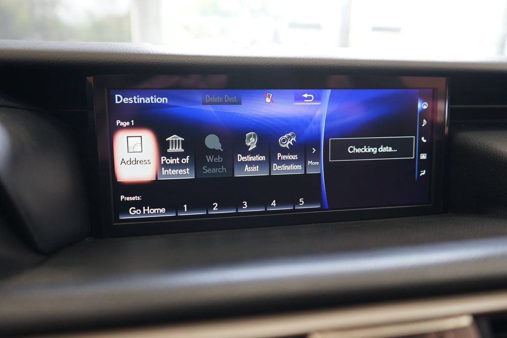 Used 2017 Lexus IS 300 F Sport w/ F Sport Package AWD/4WD image 38