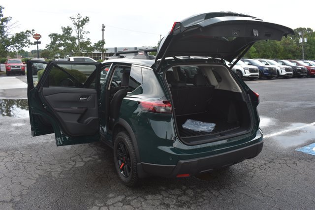 New 2026 Nissan Rogue SV AWD/4WD image 16