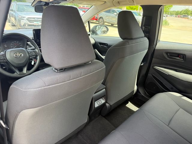 Used 2025 Toyota Corolla LE w/ Carpet Mat Package (TMS) FWD image 23