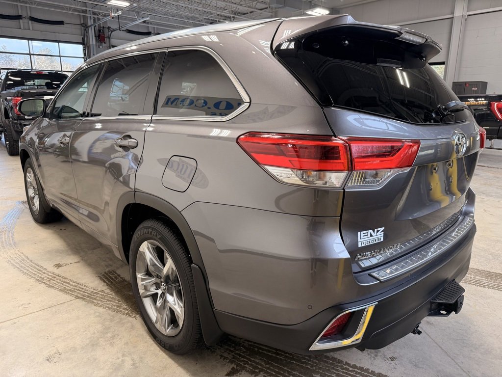 Used 2018 Toyota Highlander Limited Platinum image 5