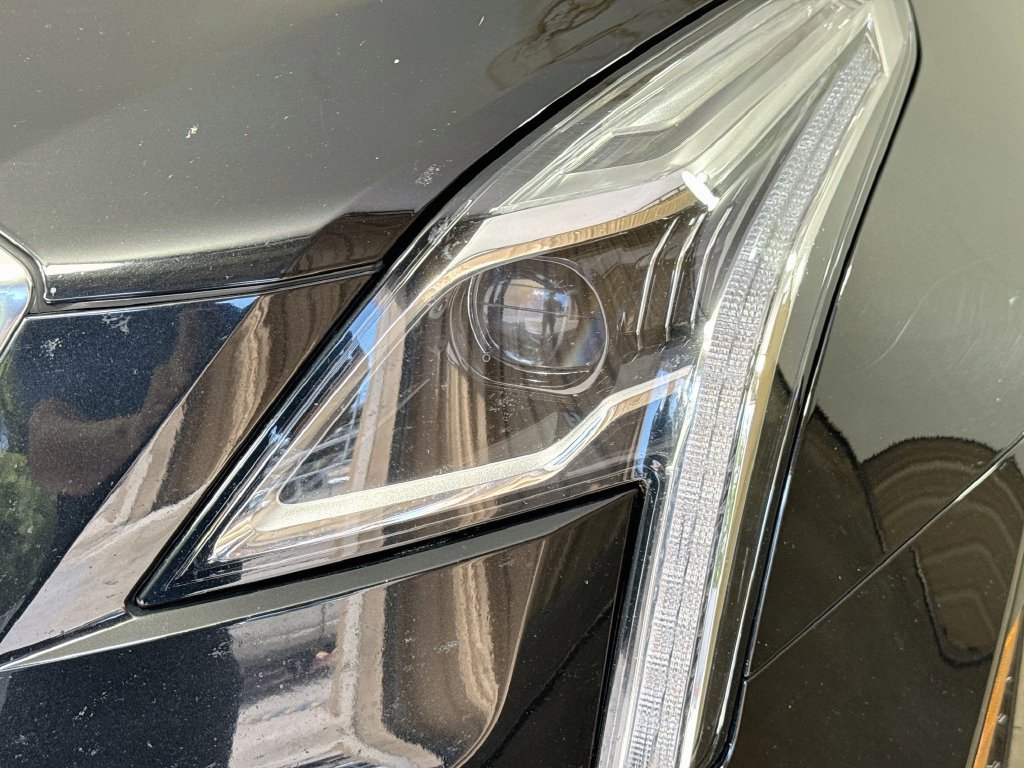 Used 2019 Cadillac XT5 Premium Luxury FWD image 39