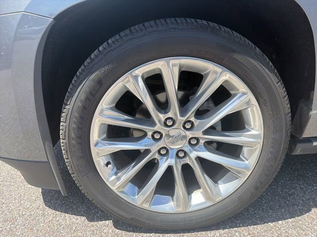 Used 2019 Cadillac Escalade Premium Luxury image 12