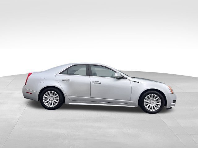 Used 2012 Cadillac CTS Luxury RWD image 6