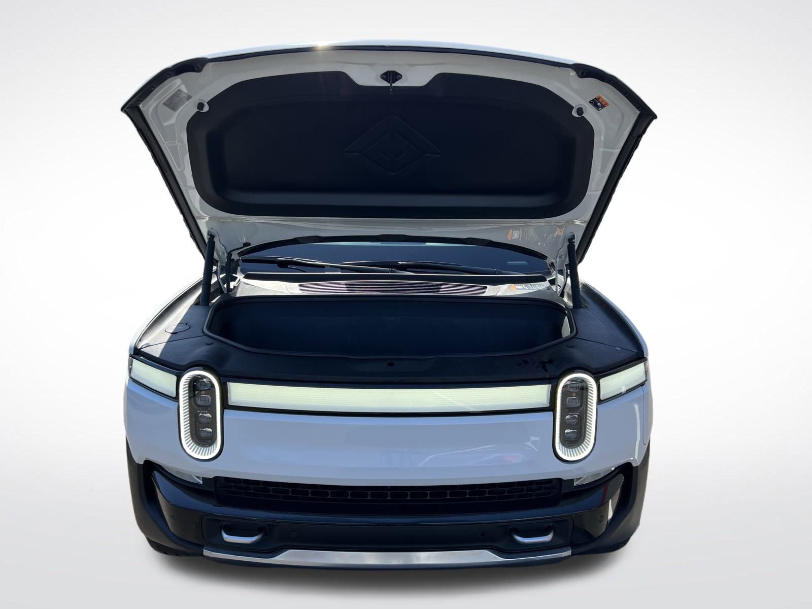 Used 2022 Rivian R1T Adventure image 15