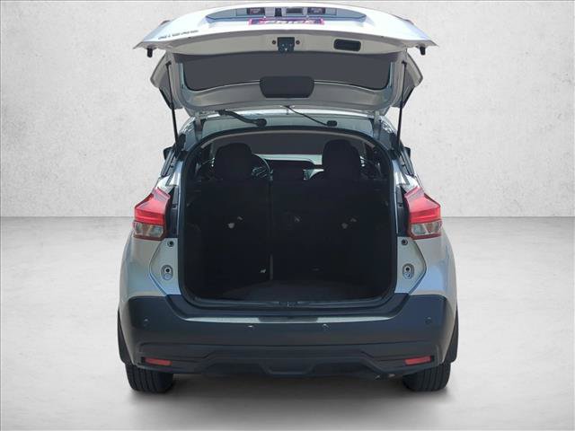 Used 2020 Nissan Kicks S FWD image 9
