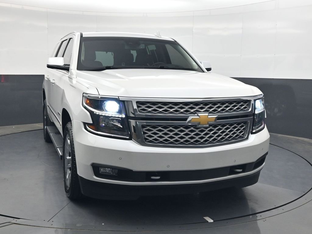 Used 2018 Chevrolet Tahoe LT w/ LT Signature Package AWD/4WD image 2
