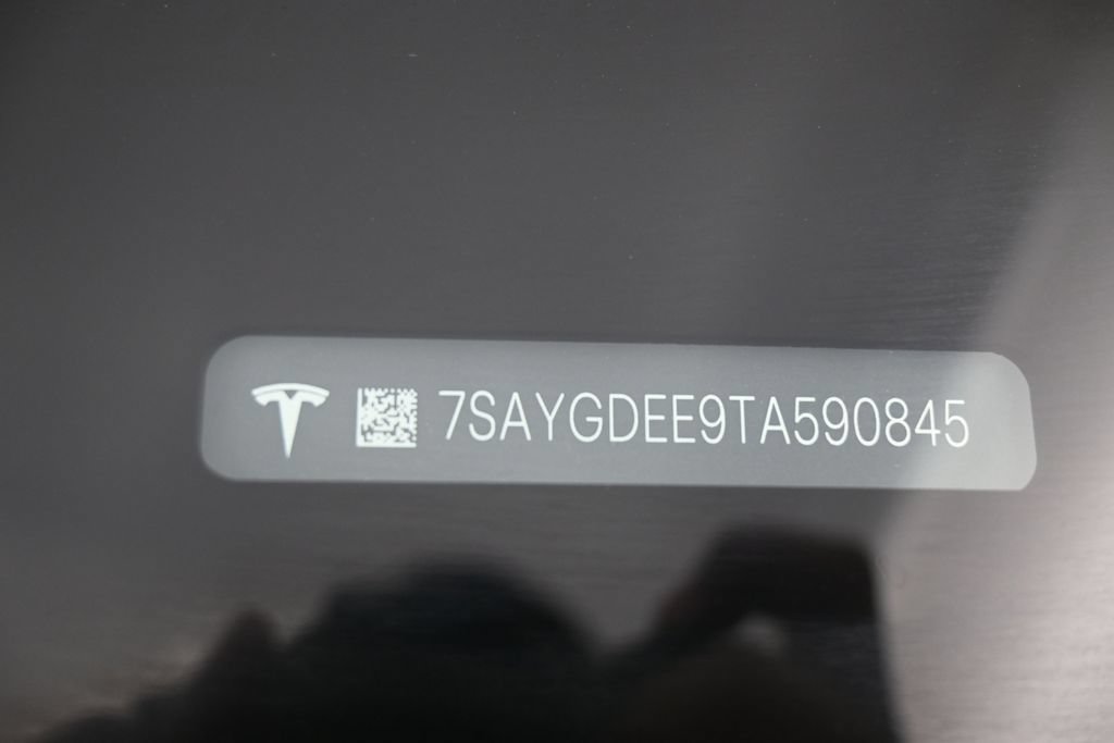 Used 2026 Tesla Model Y AWD image 8