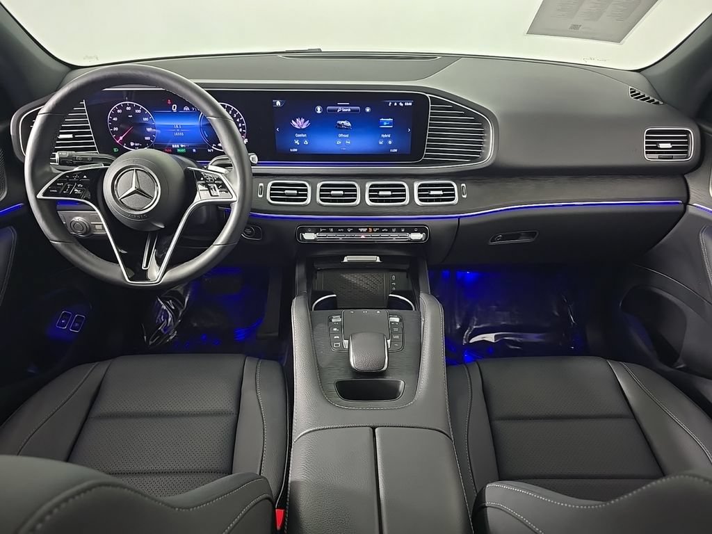 Certified 2025 Mercedes-Benz GLE 450e 4MATIC w/ Driver Assistance Package image 29