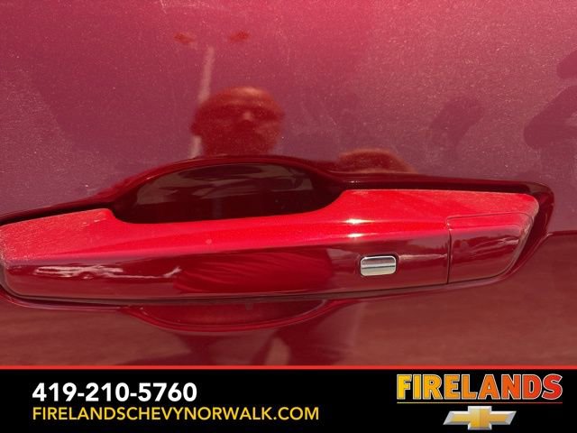 New 2025 Chevrolet Traverse Z71 w/ Driver Confidence Package image 9