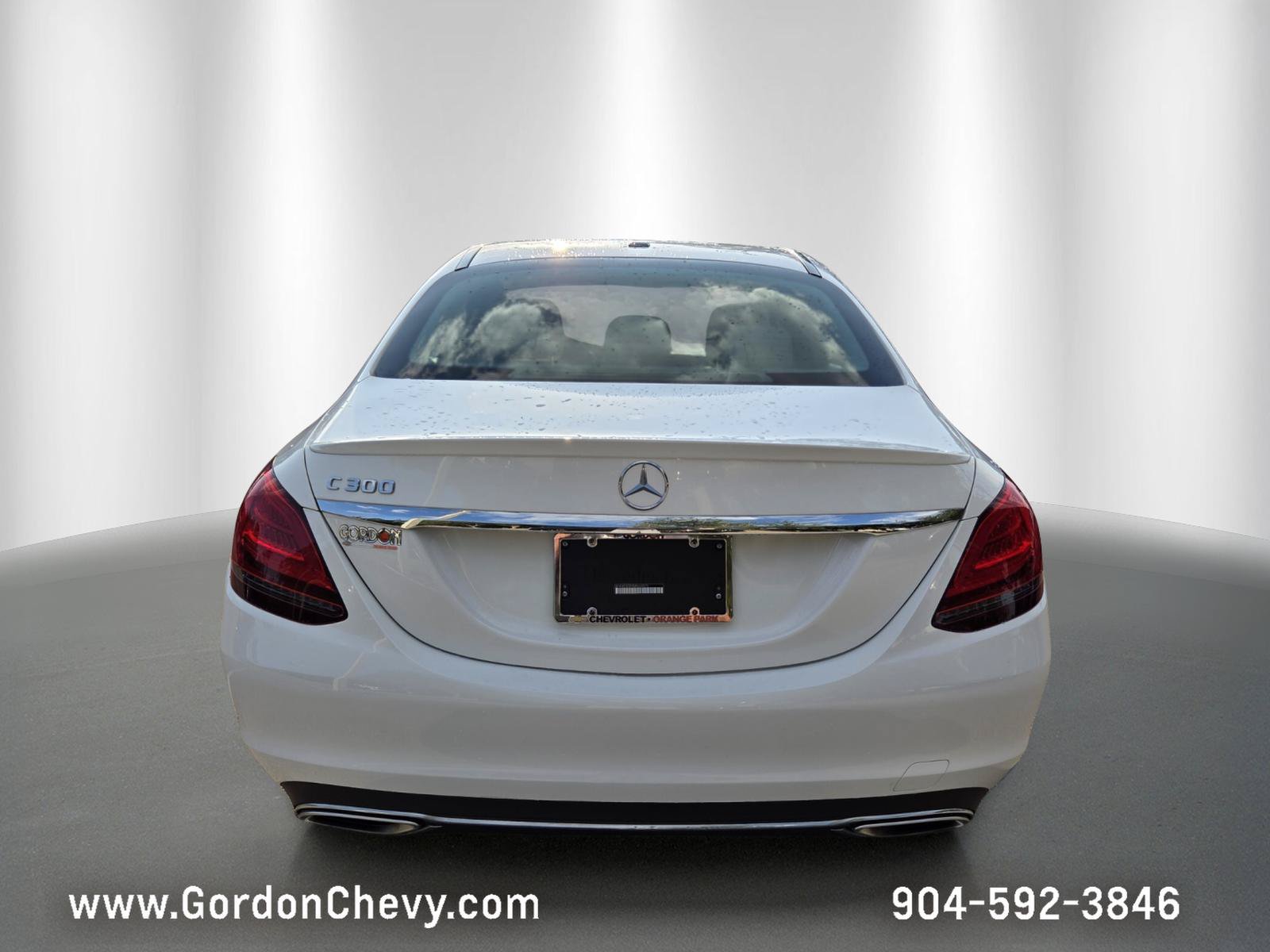 Used 2021 Mercedes-Benz C 300 Sedan image 4