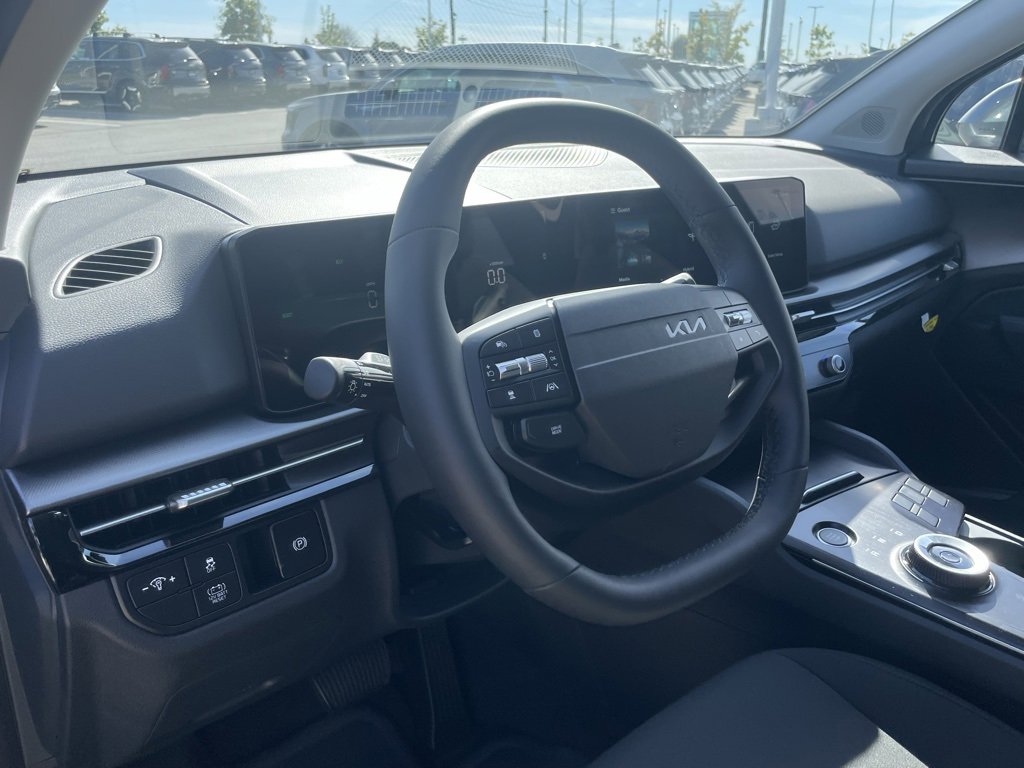 New 2026 Kia Sportage LX image 9