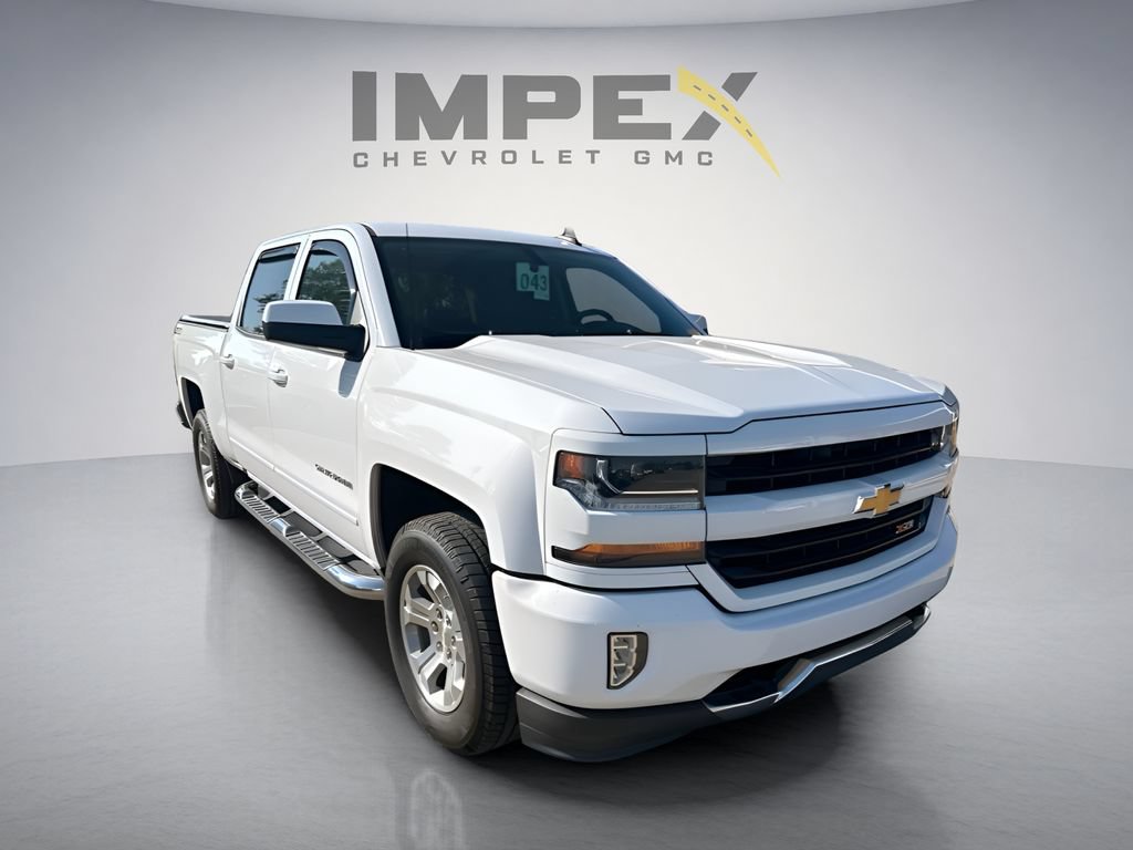 Used 2018 Chevrolet Silverado 1500 LT w/ All Star Edition AWD/4WD image 5