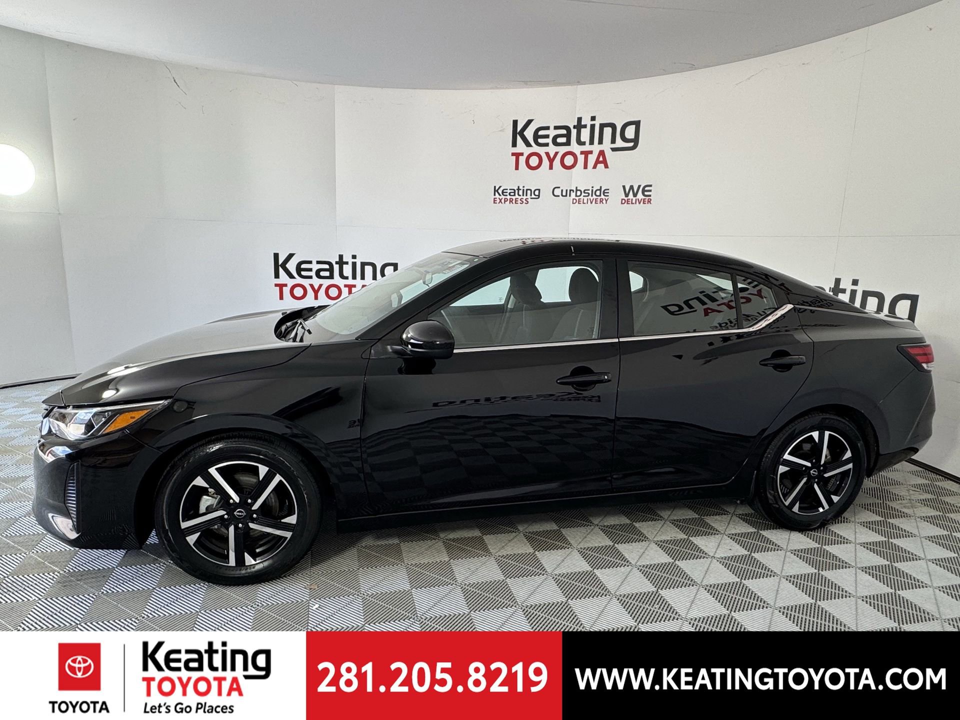 Used 2025 Nissan Sentra SV image 8