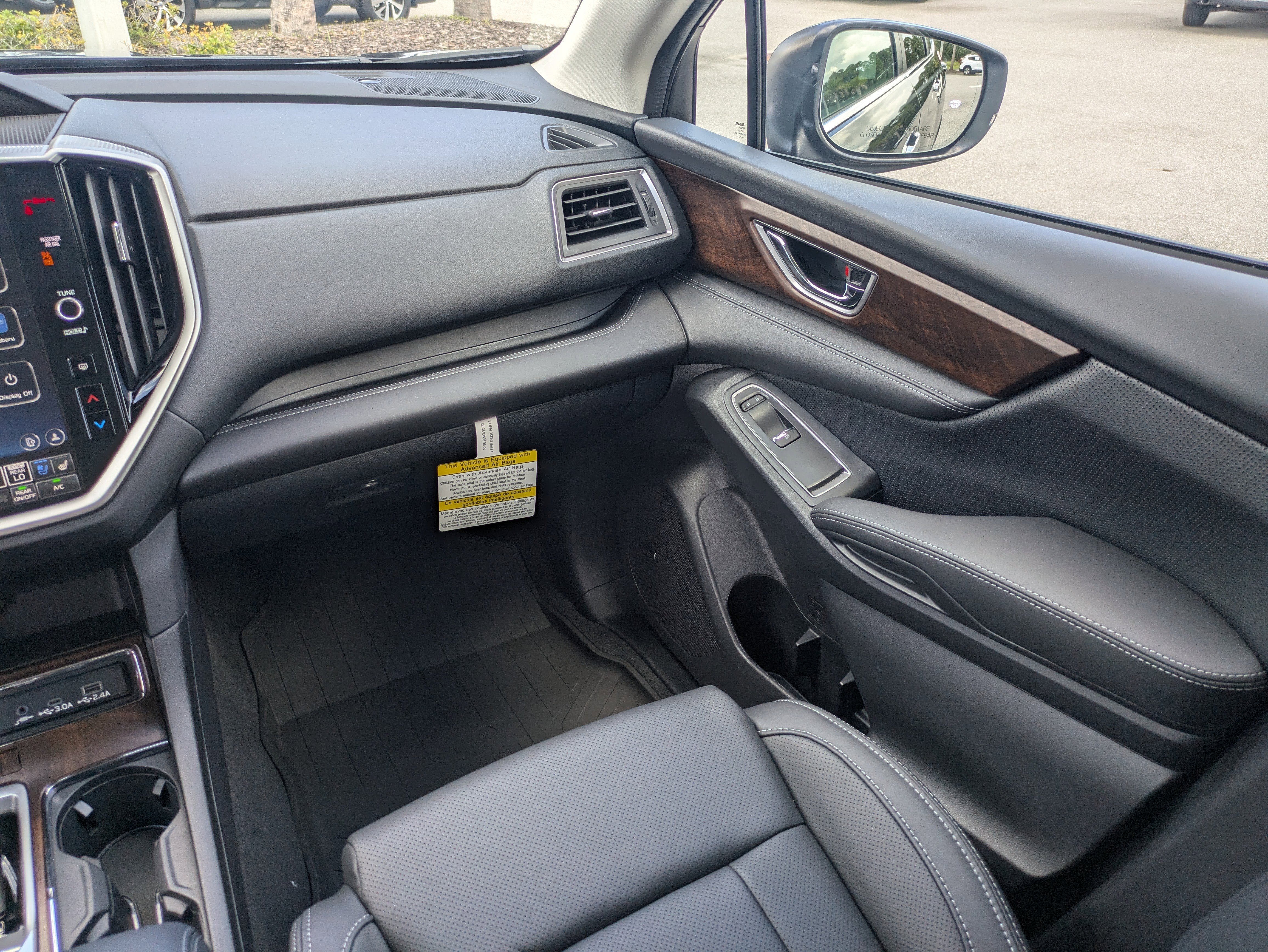 Used 2025 Subaru Ascent Touring w/ Popular Package #1 image 16