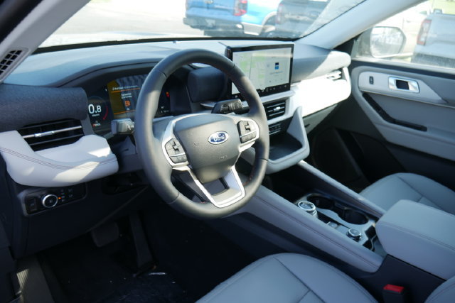 New 2026 Ford Explorer Active w/ Active Comfort Package AWD/4WD image 17