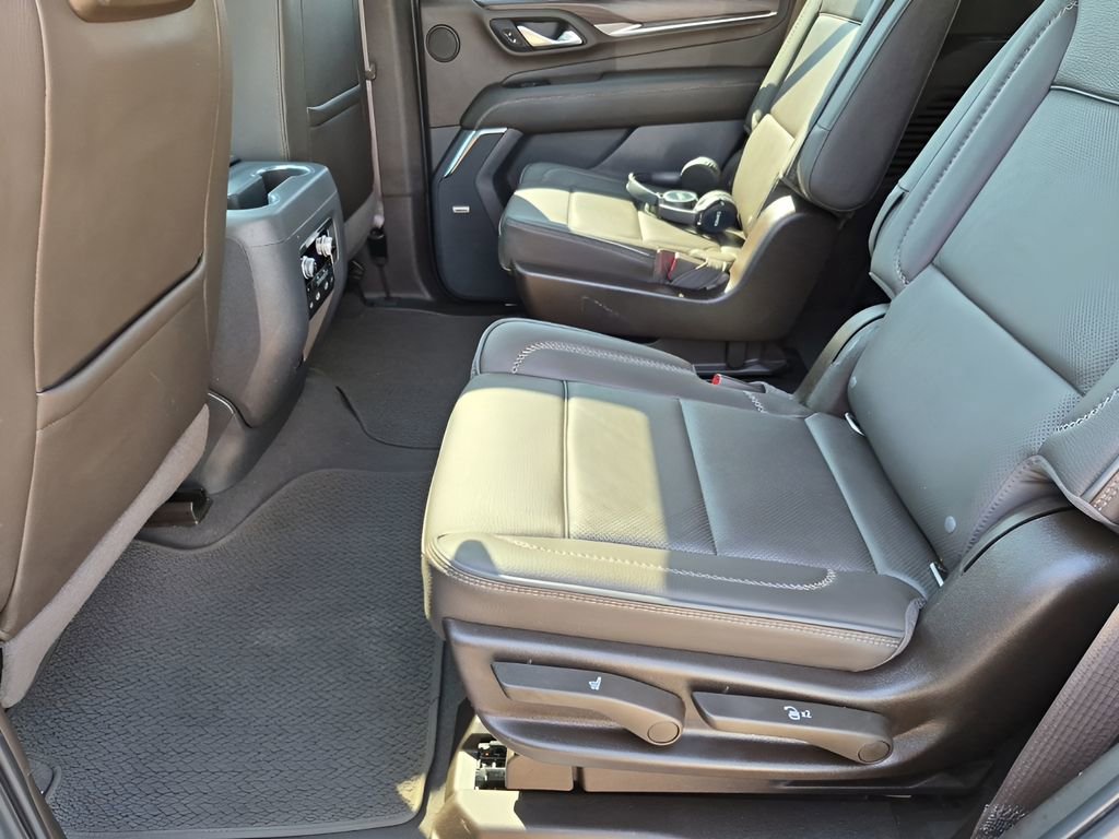 Used 2022 GMC Yukon Denali w/ Denali Ultimate Package image 20