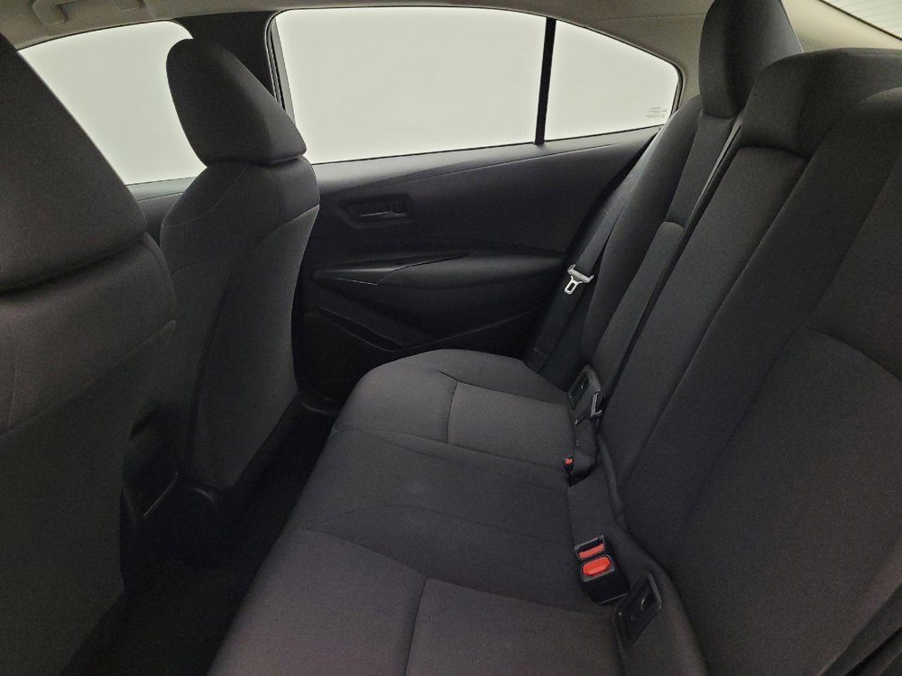 Used 2022 Toyota Corolla LE image 18