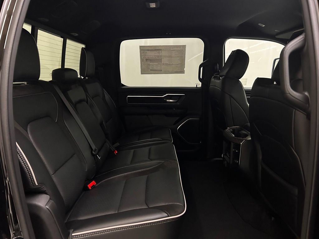 New 2026 RAM 1500 Laramie w/ Trailer Tow Group AWD/4WD image 15