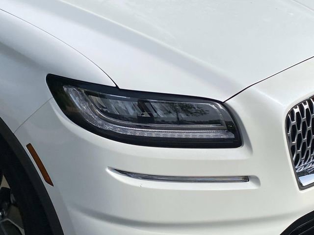 Certified 2023 Lincoln Nautilus Reserve image 4