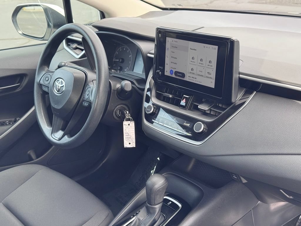 Used 2024 Toyota Corolla LE FWD image 6