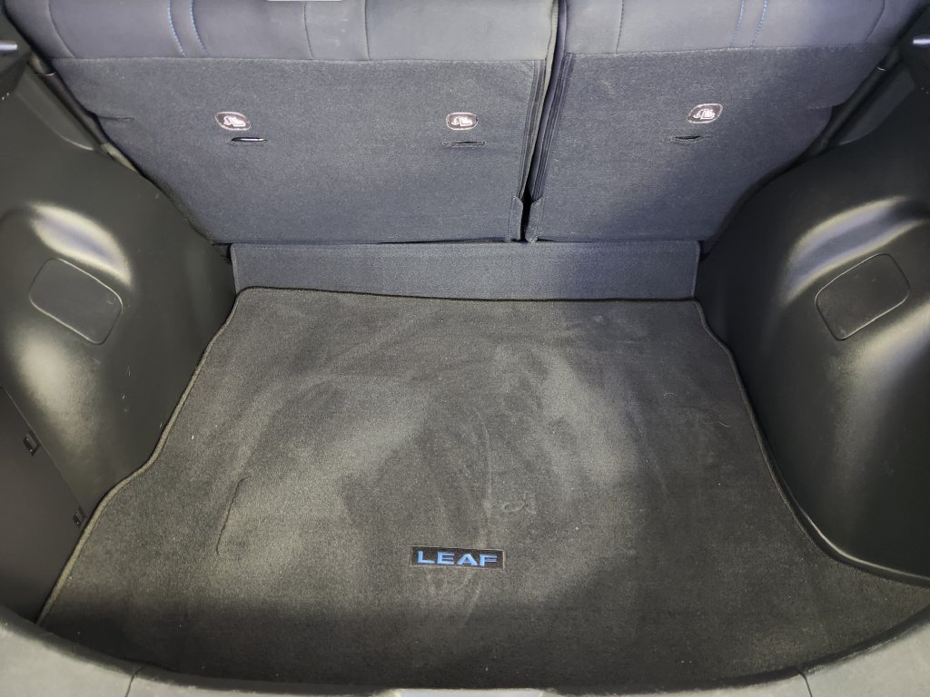 Used 2025 Nissan Leaf S FWD image 20