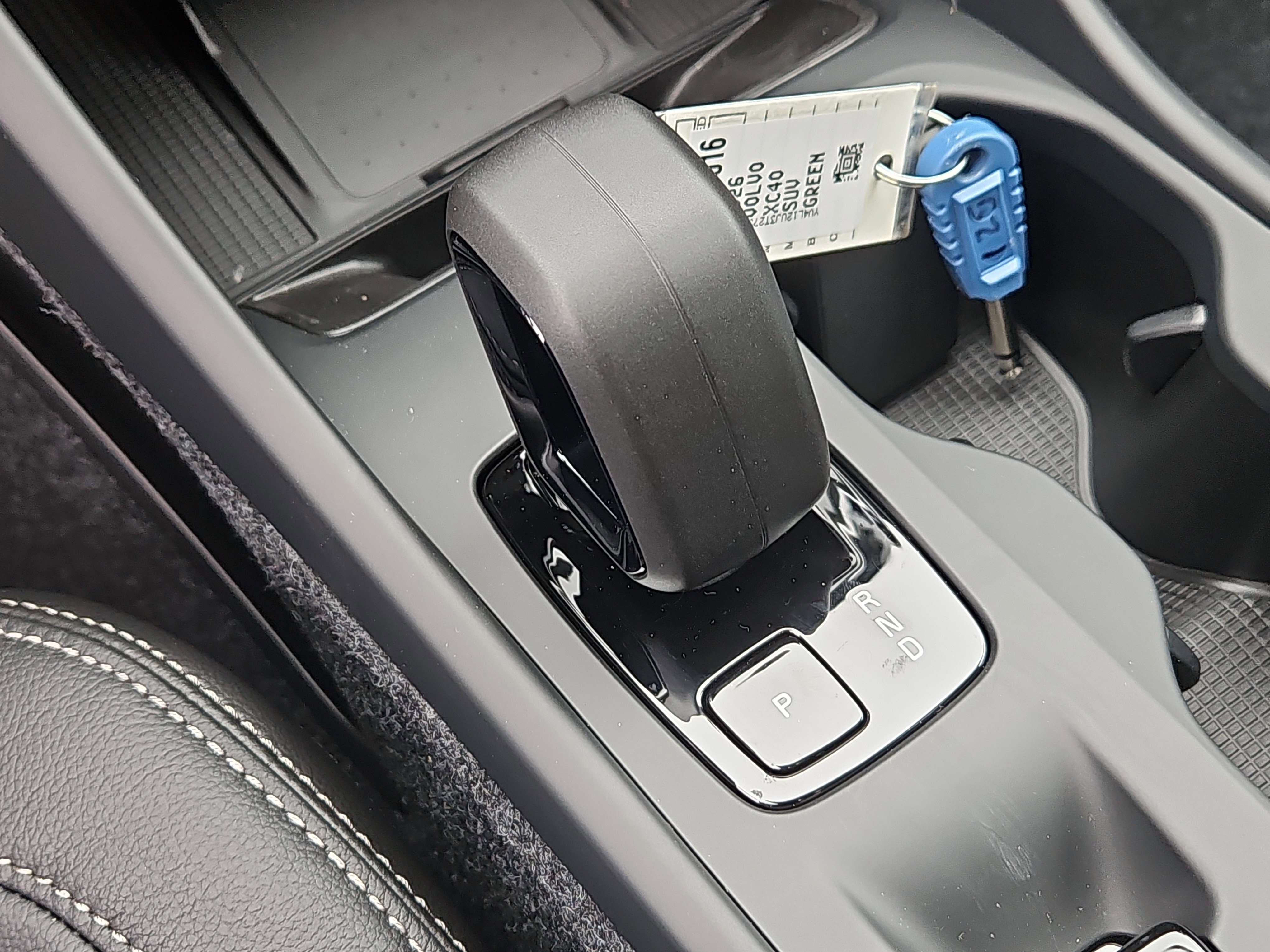 New 2026 Volvo XC40 B5 Core w/ Protection Package Premier image 18