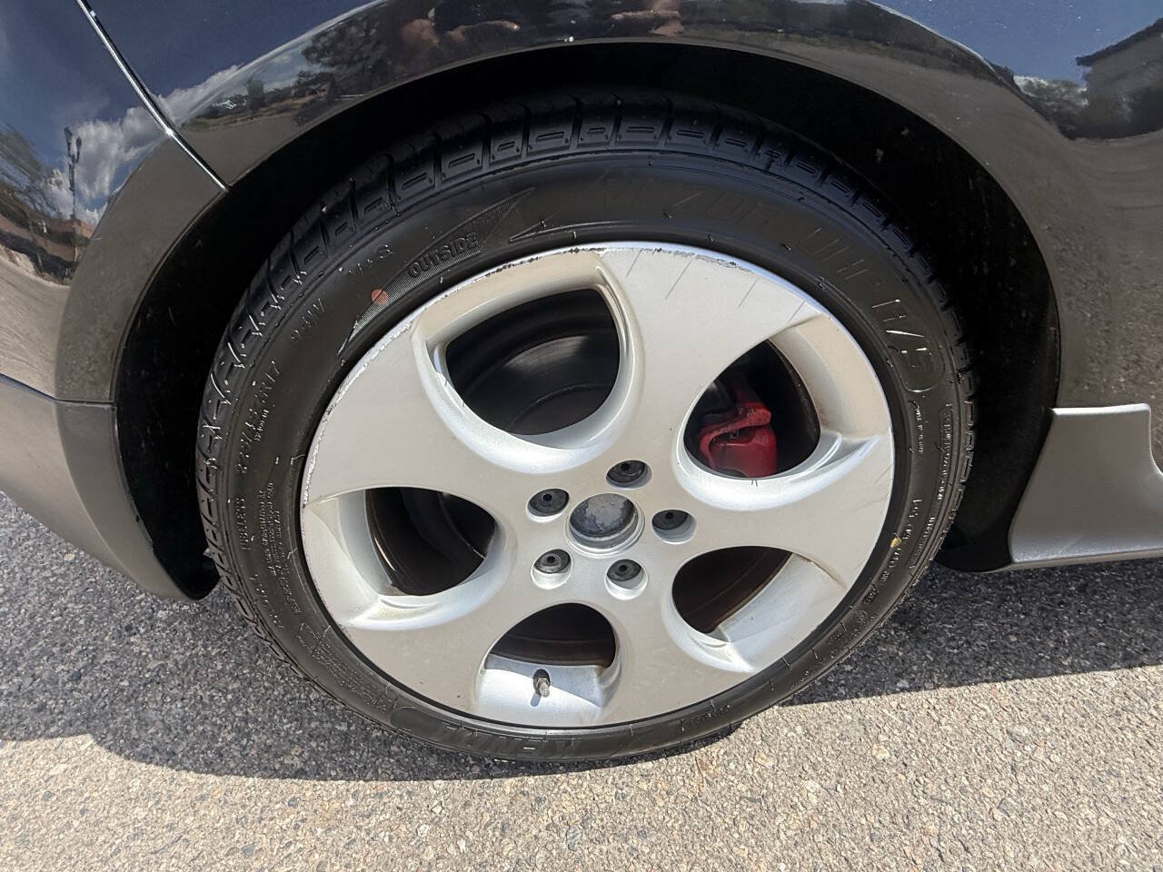 Used 2009 Volkswagen GTI 2-Door FWD image 13