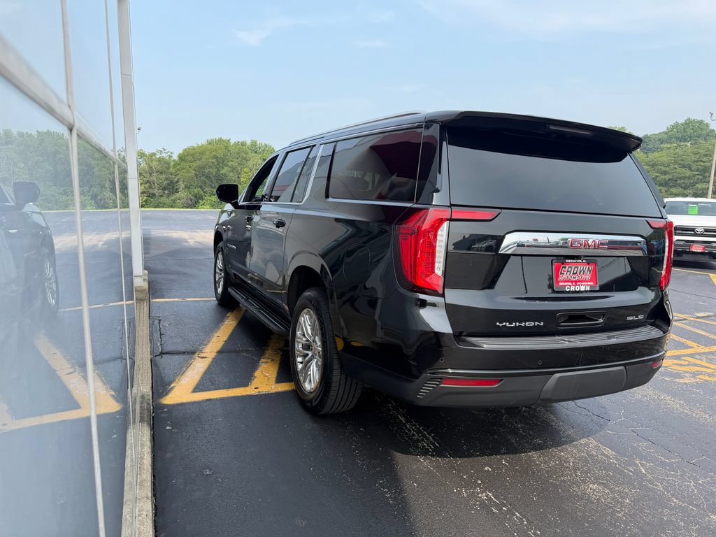 Used 2022 GMC Yukon XL SLE w/ Gmc Pro Safety Plus Package AWD/4WD image 7