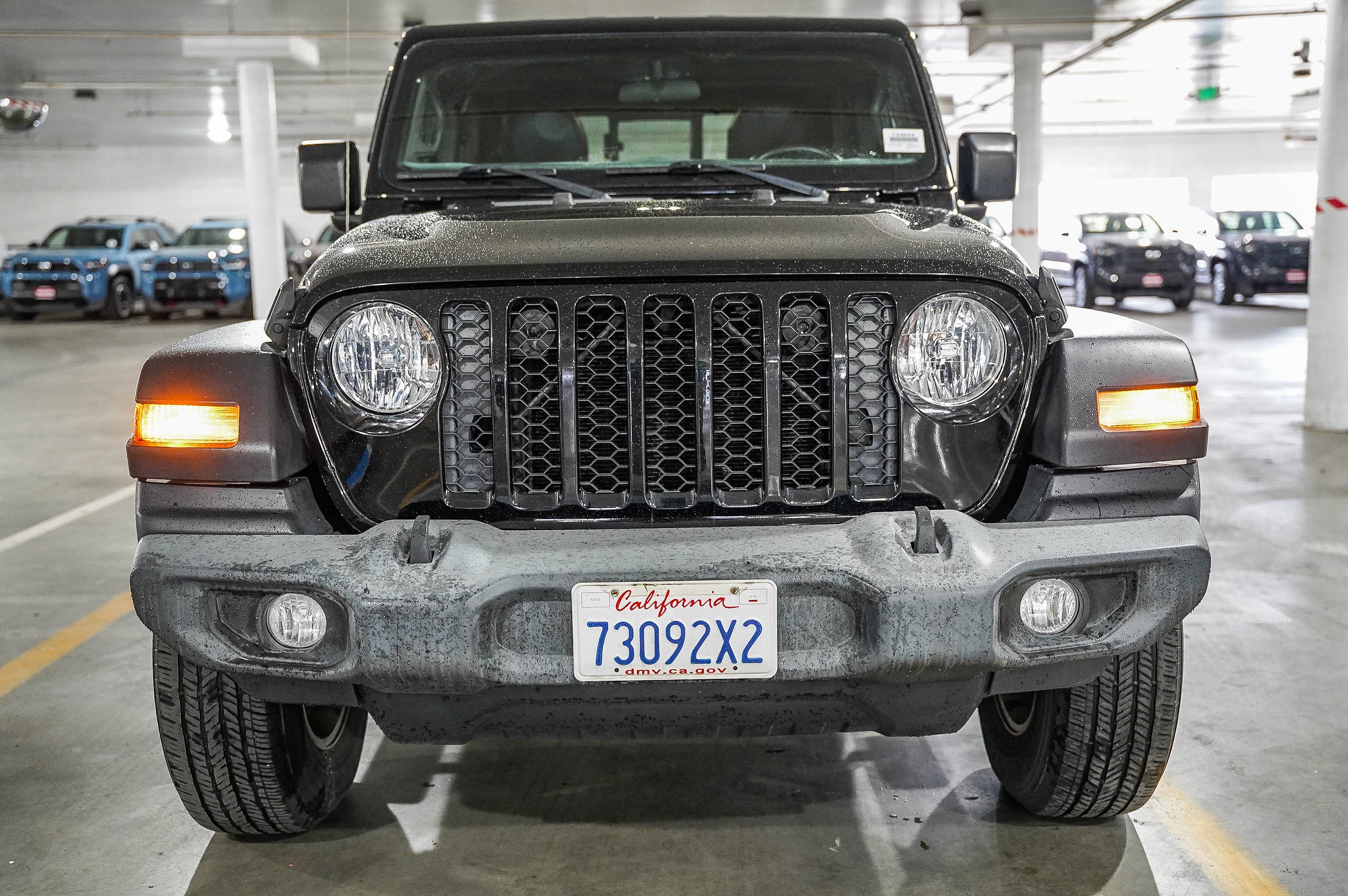 Used 2020 Jeep Gladiator Sport w/ Quick Order Package 24S image 2