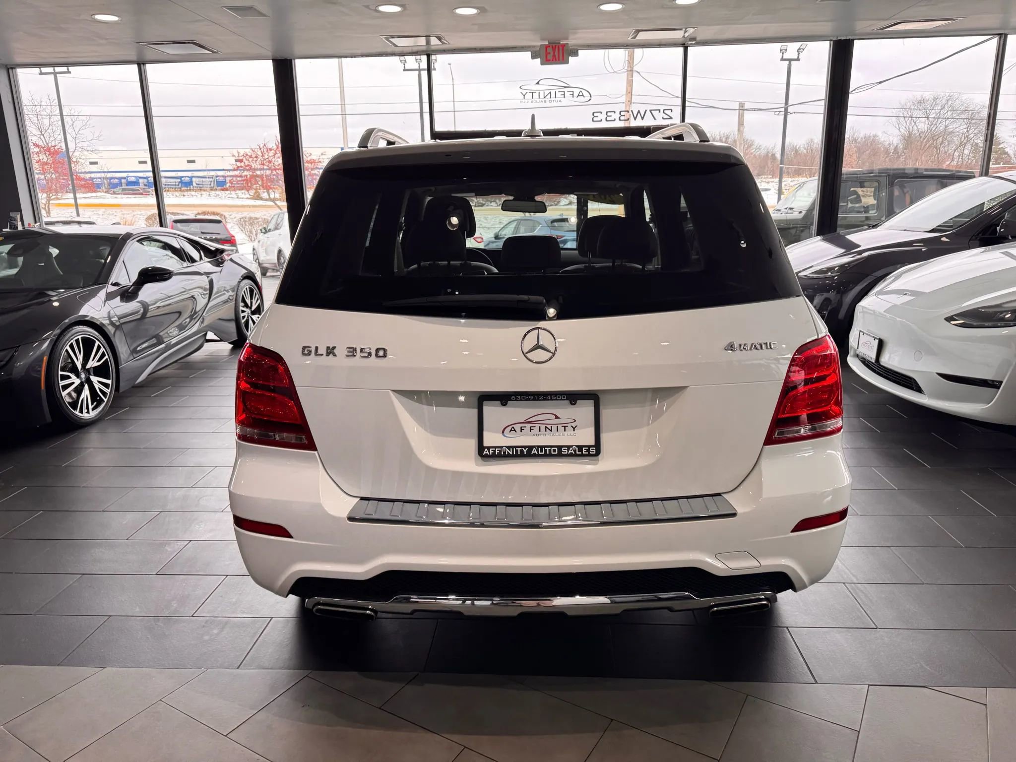 Used 2015 Mercedes-Benz GLK 350 4MATIC image 3