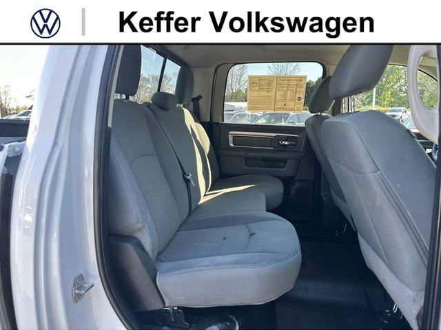 Used 2018 RAM 1500 Classic SLT w/ Protection Group AWD/4WD image 24
