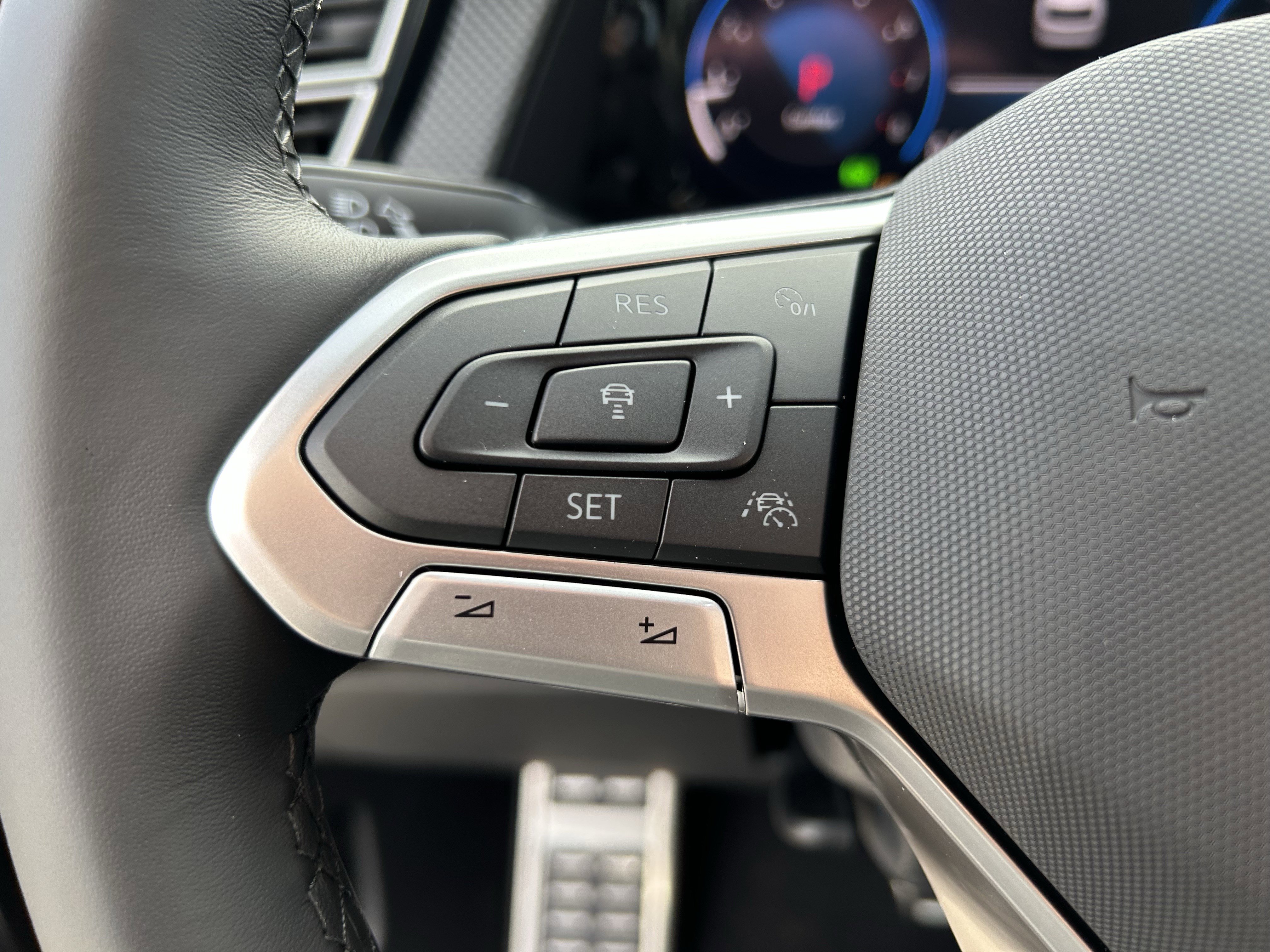 New 2026 Volkswagen Atlas Cross Sport SEL Premium R-Line image 13