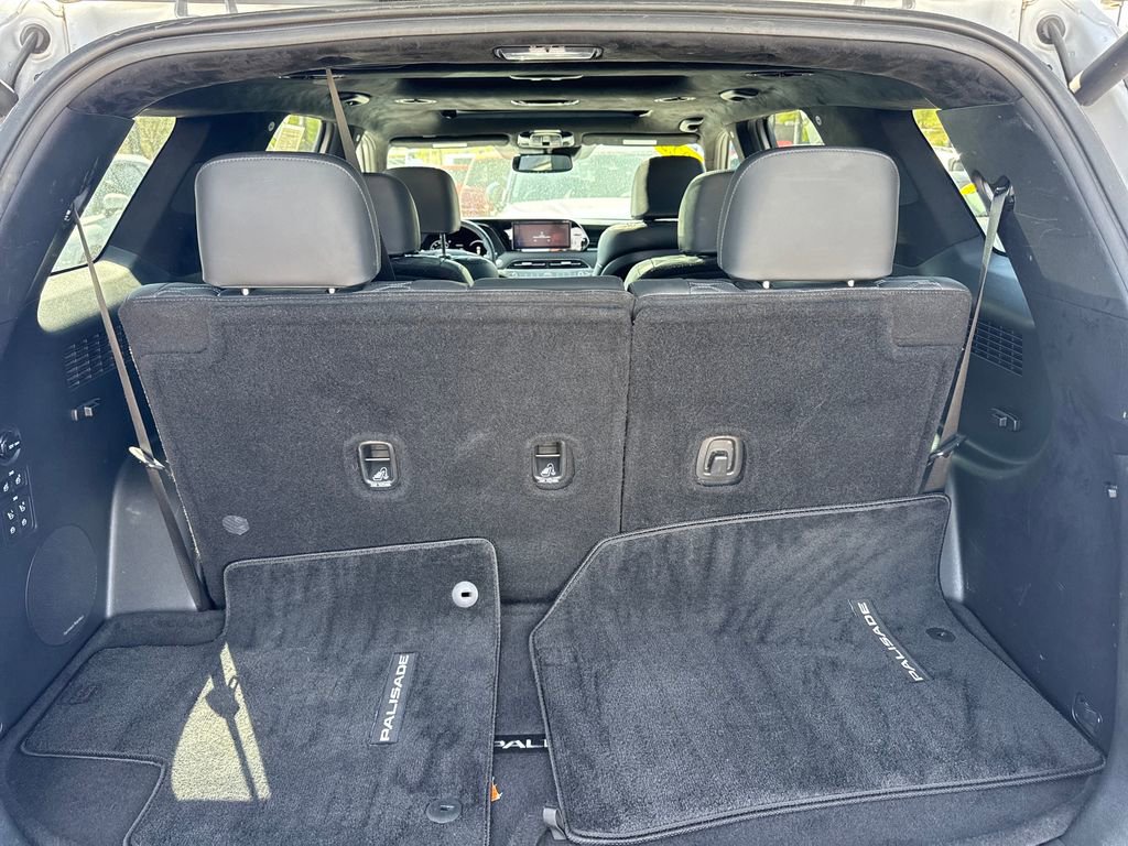 Used 2022 Hyundai Palisade Calligraphy w/ Cargo Package image 16