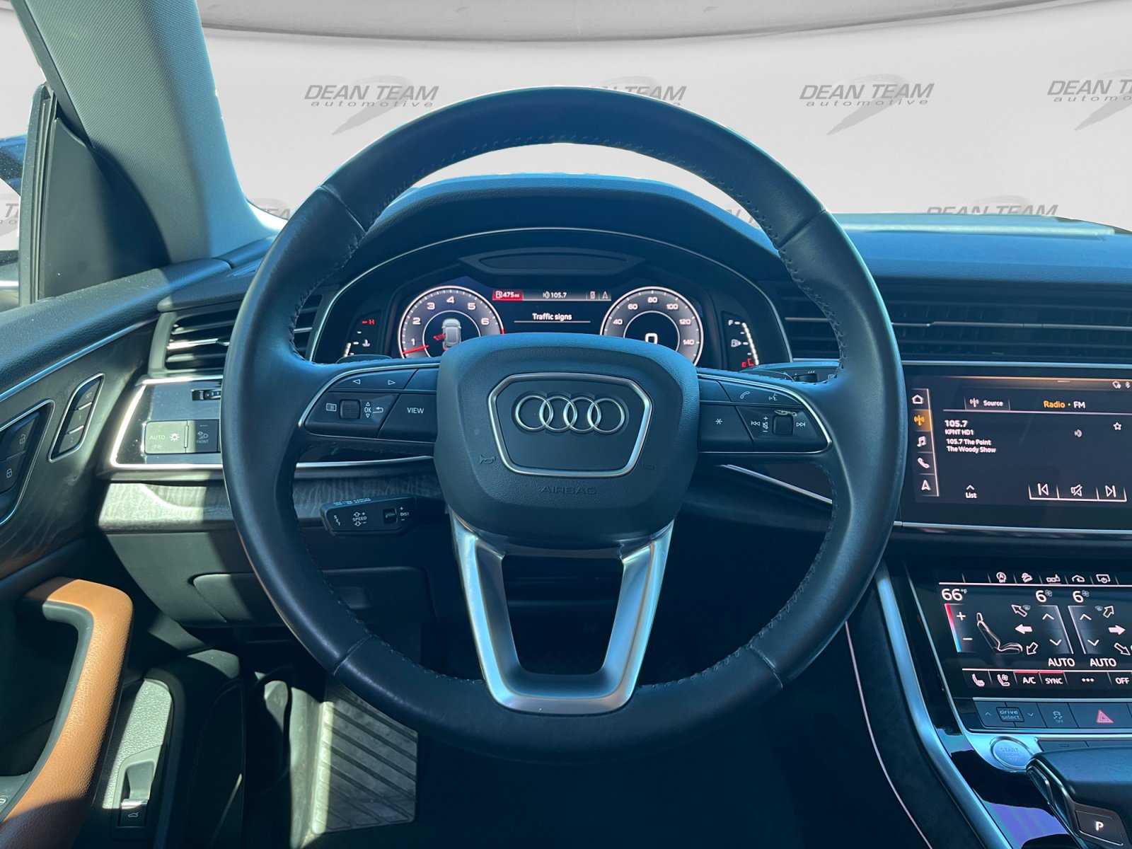Used 2019 Audi Q8 Premium Plus w/ Premium Plus AWD/4WD image 16