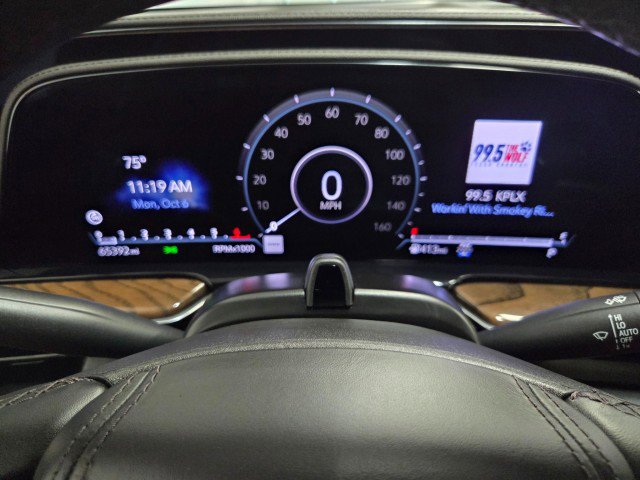 Used 2023 Cadillac Escalade ESV Sport Platinum w/ LPO, ONYX Package image 40