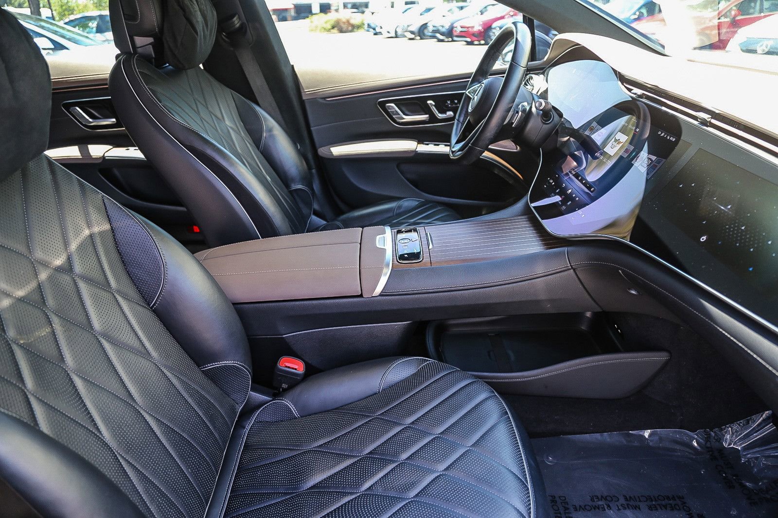 Used 2022 Mercedes-Benz EQS 580 4MATIC Sedan image 15