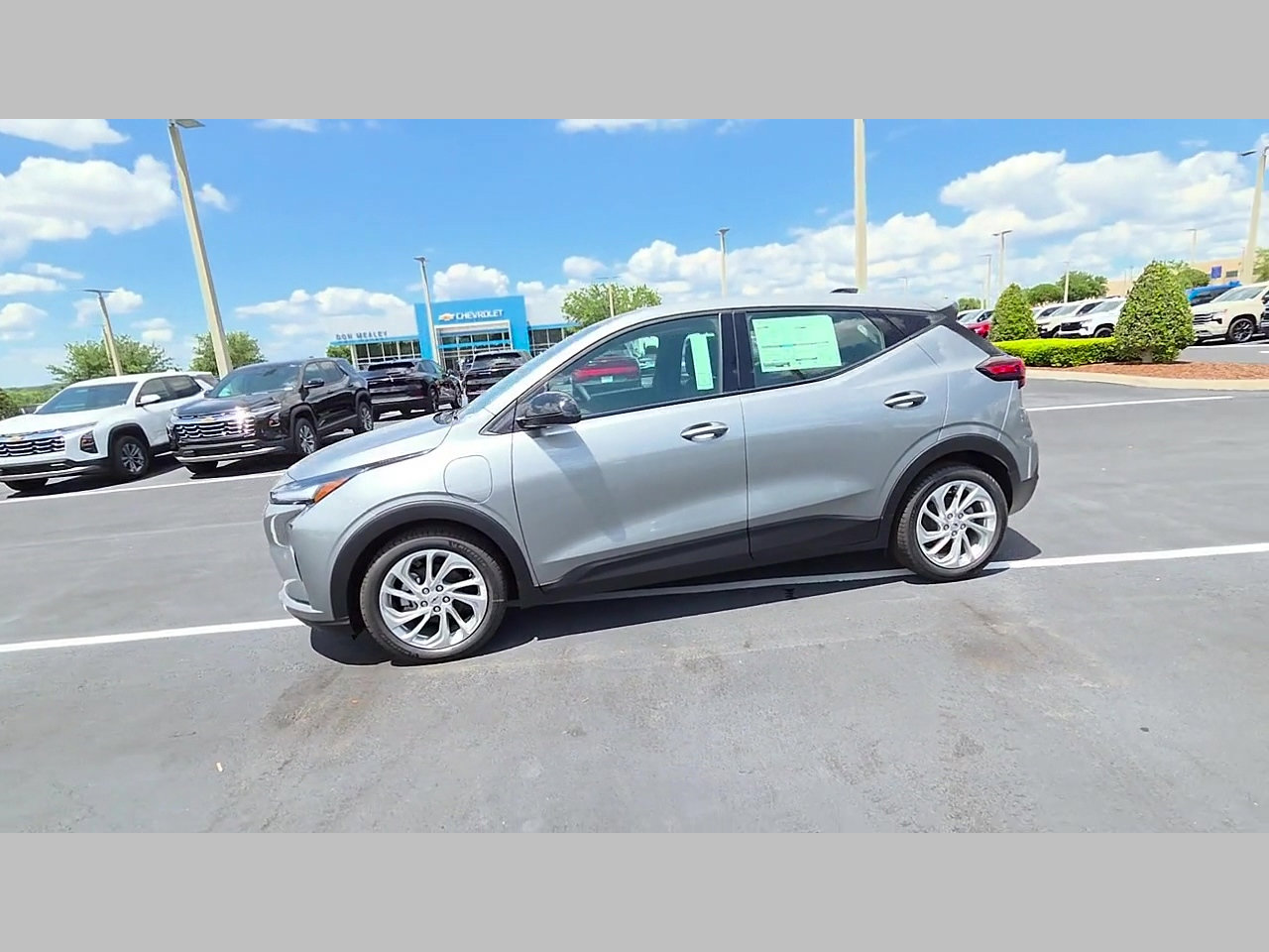 New 2027 Chevrolet Bolt LT w/ Comfort Package image 22