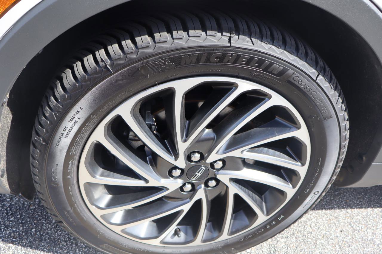 Used 2019 Lincoln Nautilus Reserve AWD/4WD image 30