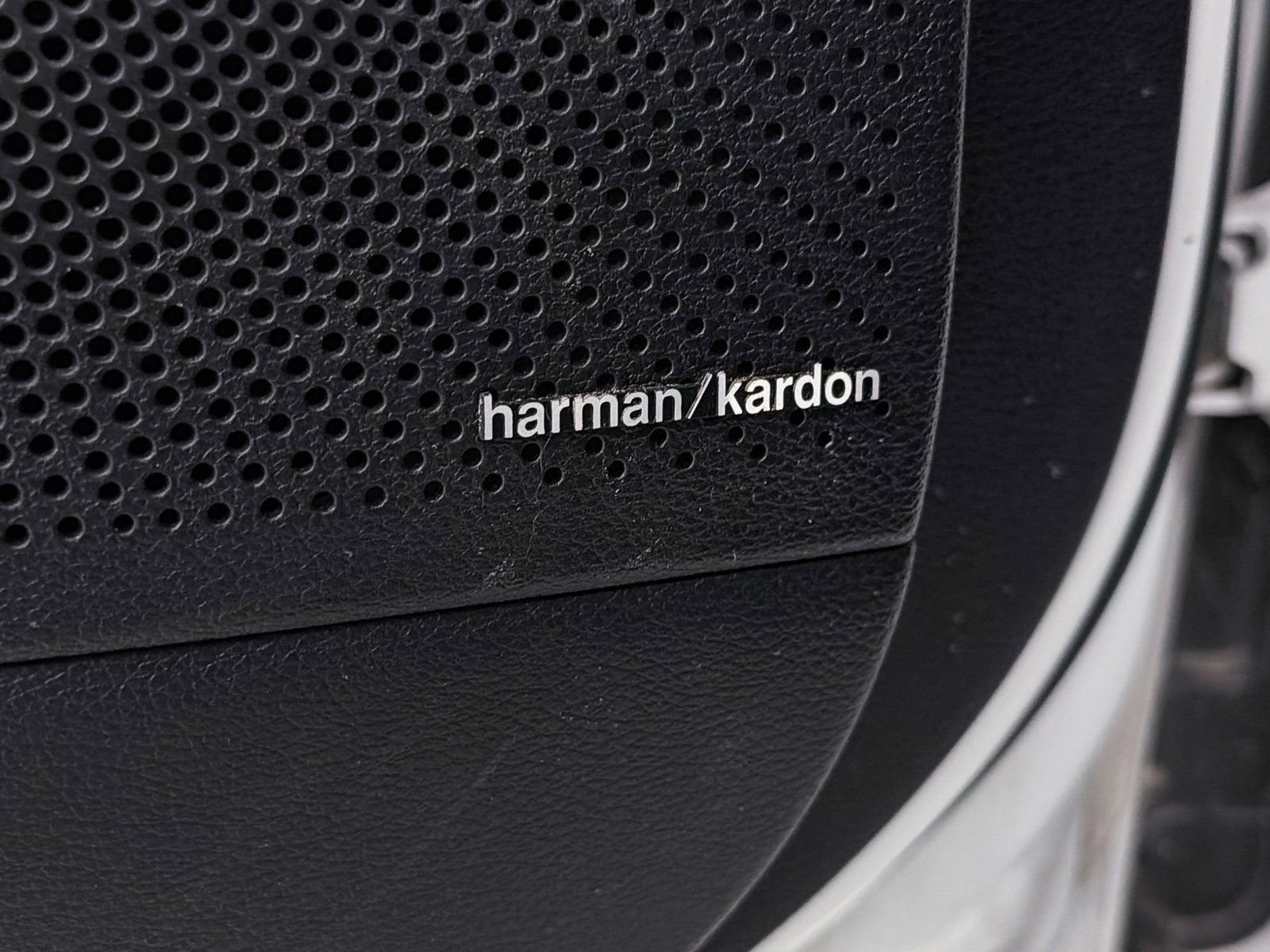 Used 2023 Kia Forte GT-Line w/ GT-Line Premium Package image 9