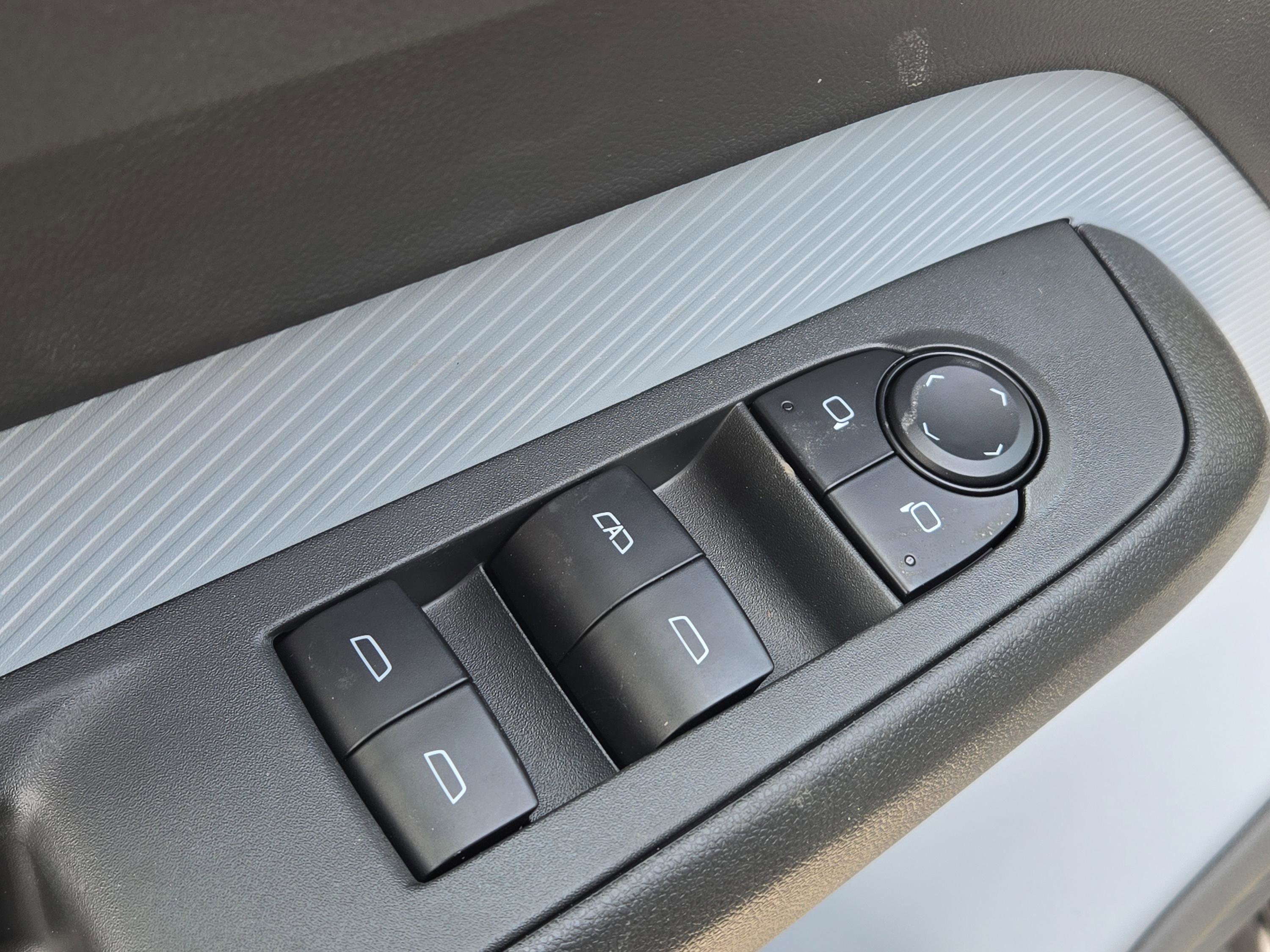 New 2027 Chevrolet Bolt RS w/ Technology Package image 14