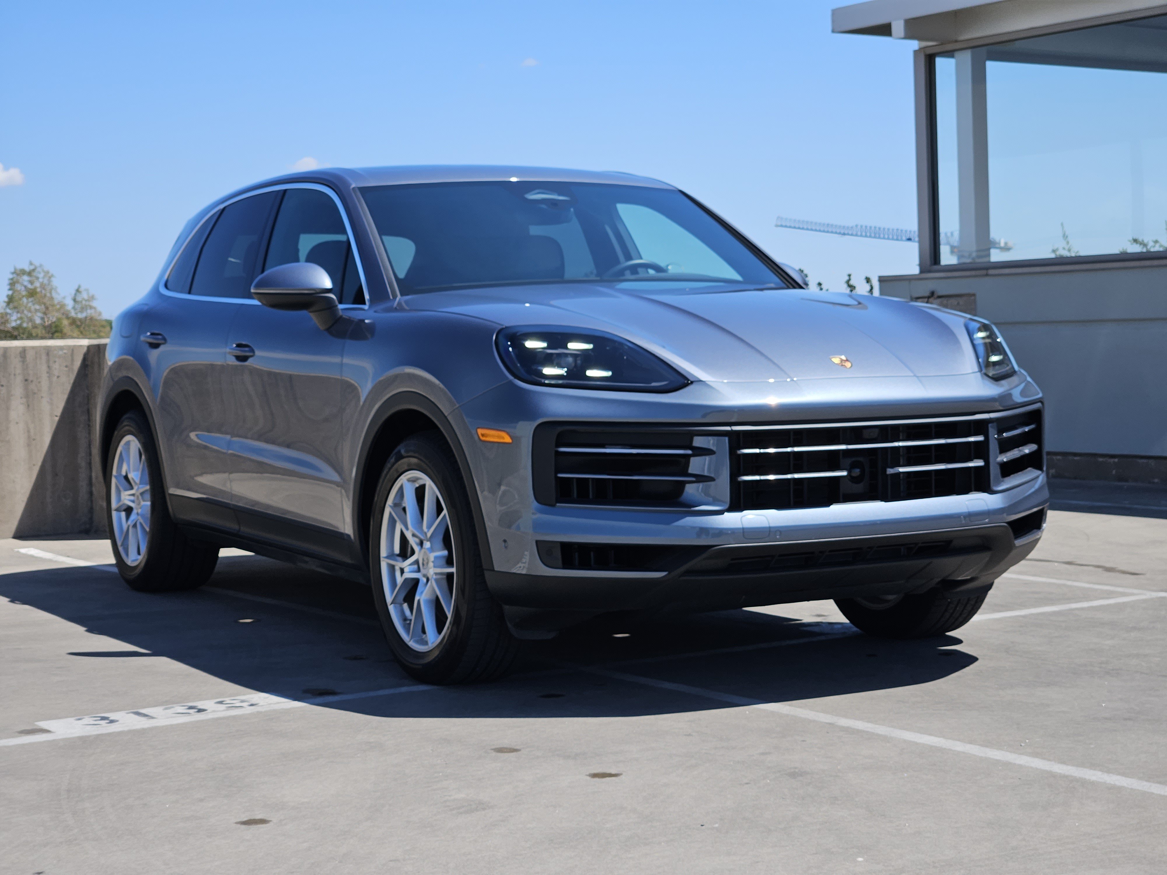Certified 2026 Porsche Cayenne AWD/4WD image 10
