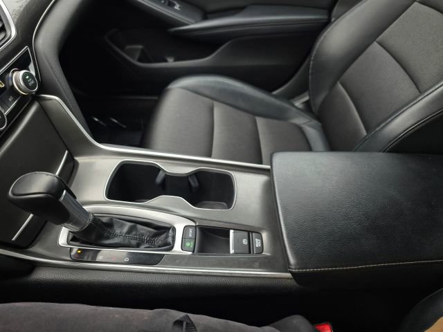 Used 2018 Honda Accord Sport image 28