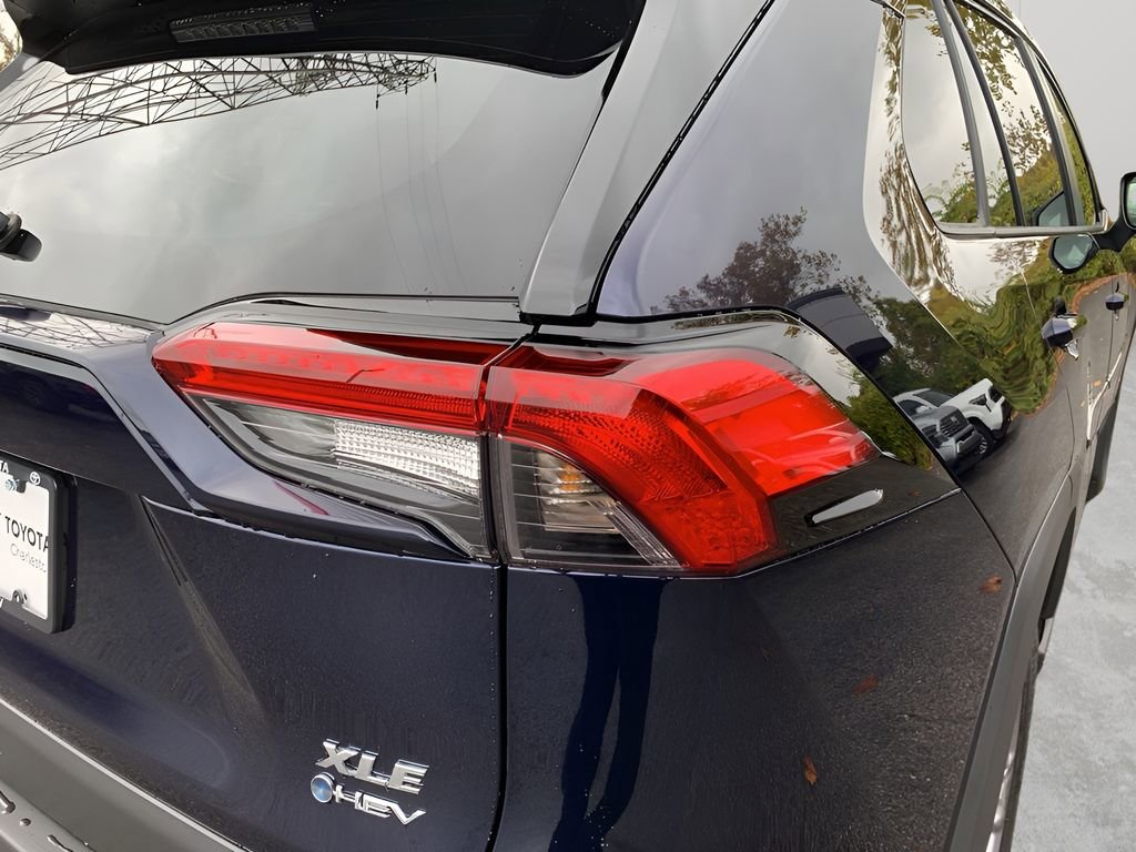 New 2025 Toyota RAV4 XLE image 30