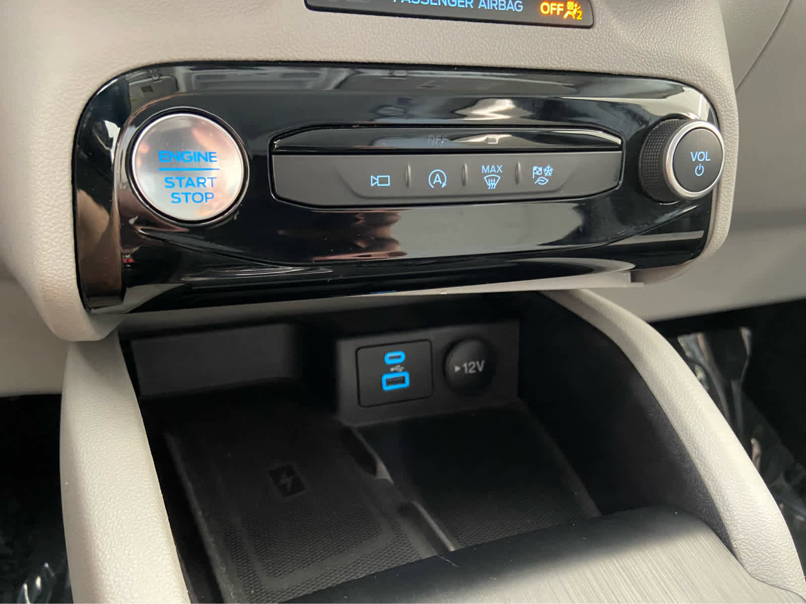 Used 2023 Ford Escape Active w/ Tech Pack #2 image 34