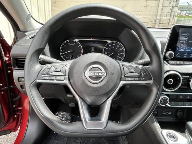 Used 2025 Nissan Sentra SV FWD image 22